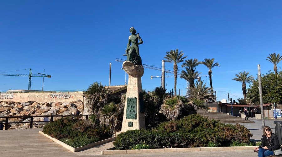 Monument à l'Homme de la Mer